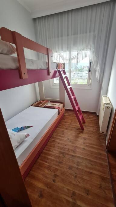 Your Home Away From Home! Gjirokastër Eksteriør billede