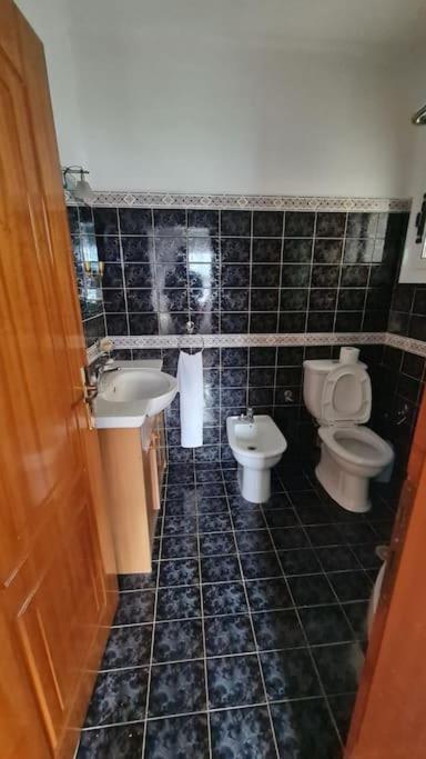 Your Home Away From Home! Gjirokastër Eksteriør billede